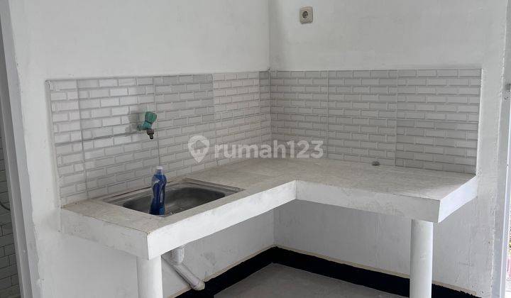 Kontrakan Petak Dekat Stasiun Sudimara Jombang 6