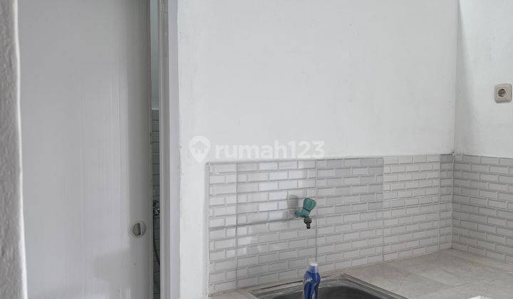 Kontrakan Petak Dekat Stasiun Sudimara Jombang 7