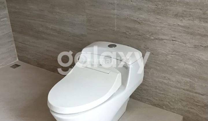 Rumah mewah di raya boulevard Wisata Bukit Mas, lokasi dekat dengam club house 2
