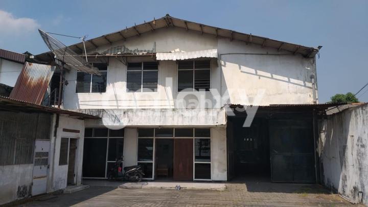 Gudang Kebraon Surabaya Lokasi Strategis Kontainer bisa masuk