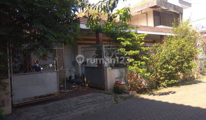 Rumah Kawung Surabaya 2 Lantai Bangunan Lama Kondisi Sangat Baik 1