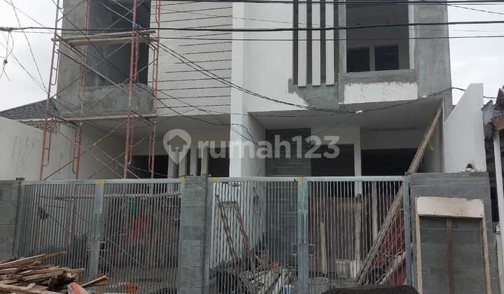 Rumah Klapis Semolo Barat Surabaya 2 Lantai Hadap Selatan 1