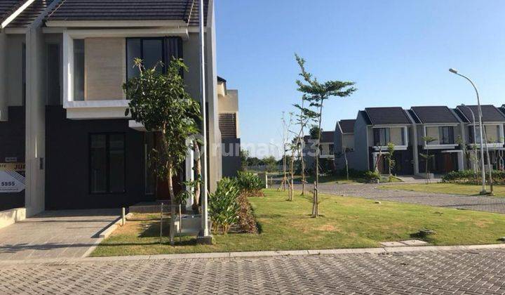 Rumah Northwest Lake Surabaya 2 Lantai Hadap Utara 1