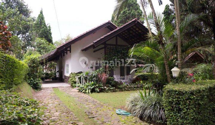 Villa Grand Trawas Mojokerto Hadap Utara Full Furnish 1