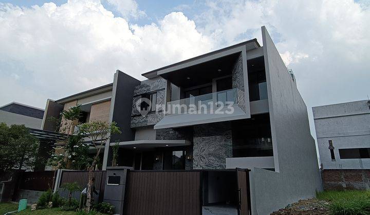 Rumah Baru Gress Somerset Citraland Surabaya 2,5 Lantai Hadap Utara 2