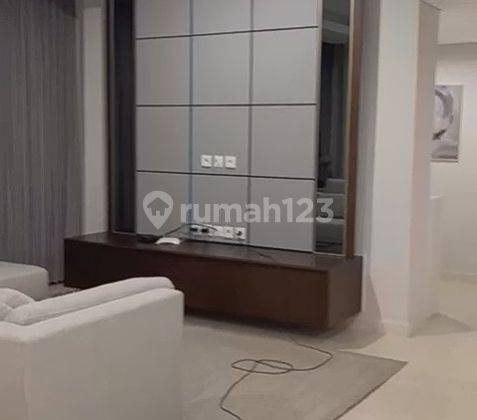 Apartemen Ciputra World Surabaya Tower Voila Lantai 29 Semi Furnish 1