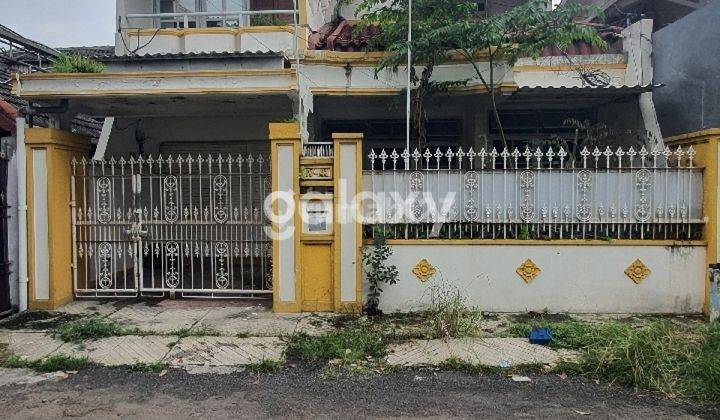 Rumah Bendul Merisi Selatan Surabaya 3 Lantai Hadap Selatan 1