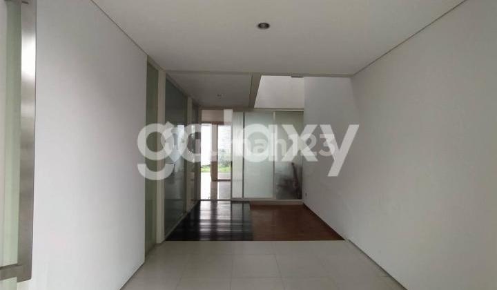 Ready-to-Occupy House Royal Park Citraland 2 Floors Facing South 2