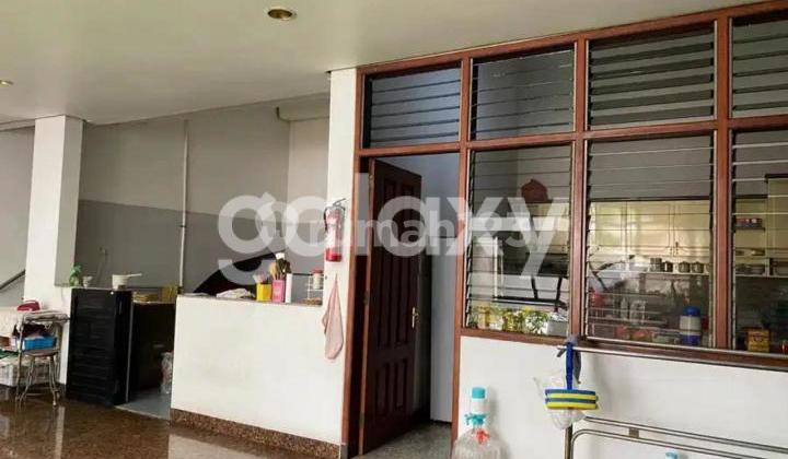 Rumah Tegalsari Surabaya 2 Lantai Hadap Timur Lokasi Strategis 2