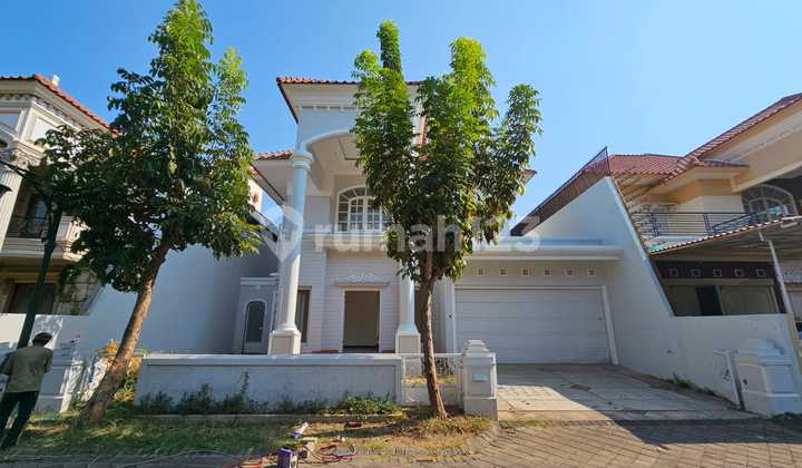 Rumah Regency 21 Surabaya 2 Lantai Lokasi Strategis