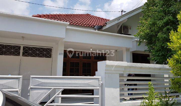 Rumah Darmo Permai Selatan Surabaya 1 Lantai Hadap Timur Laut 1