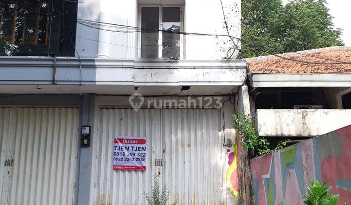 Ruko Jalan Biliton Surabaya 3 Lantai Hadap Timur 1