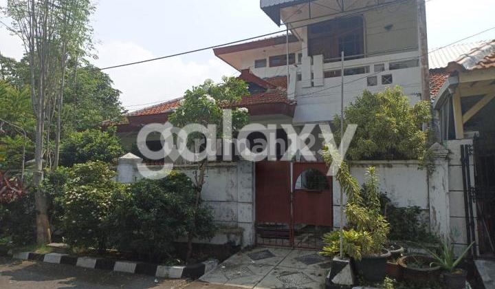 Rumah Rungkut Asri Barat Surabaya 2 Lantai Hook Barat Selatan 1