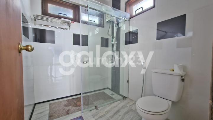 Rumah Graha Family Surabaya 2 Lantai HOOK Selatan Timur 2