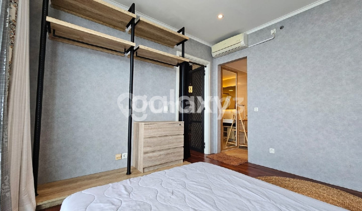 Ciputra World Surabaya Tower Via 31st Floor North Facing Semi Furnished Apartment