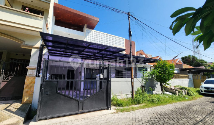 Rumah Manyar Tirtoyoso Itara Surabaya 2 Lantai
