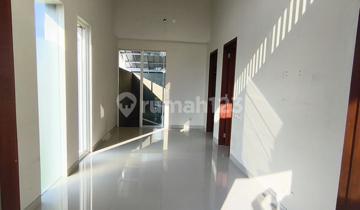 HOUSE FOR RENT / HOUSE FOR LEASE