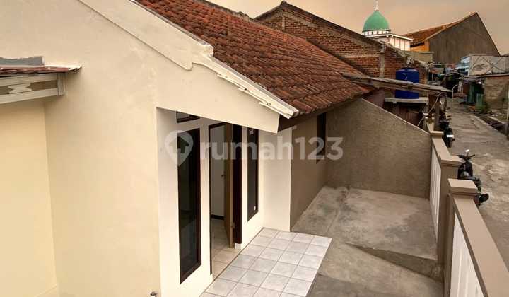 Dijual Rumah Posisi Hook Siap Huni Lokasi di Komplek Laksana Mekar Asri Batujajar Bandung Dijual Rumah Posisi Hook Siap Huni Lokasi di Komplek Laksana Mekar Asri Batujajar Bandung