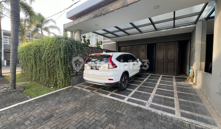 Dijual Rumah 2 Lantai Posisi Hook Modern Minimalis Siap Huni Lokasi di Batununggal Bandung 2