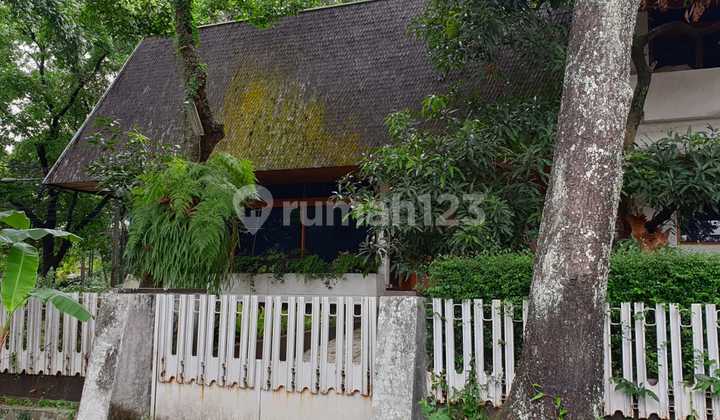 Dijual Rumah Posisi Hookap Pakai Cocok untuk Tempat Usaha Lokasi di Sayap Dago Bandung 2