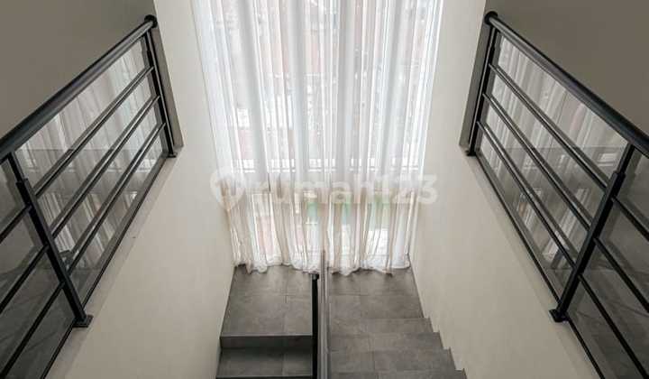 Dijual Rumah Cantik dan Terawat Siap Huni Lokasi di Awiligar Bandung 2