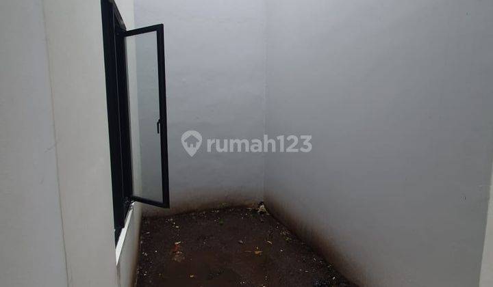 Rumah 2 lantai Taman Kopo indah 3 blok B Sudah Renovasi siap huni 5
