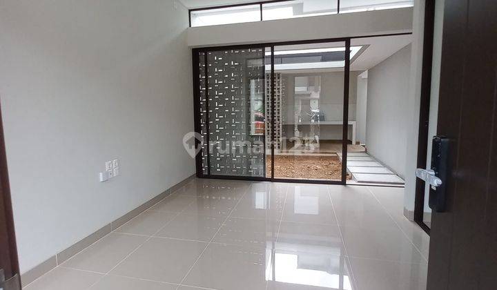 Rumah fresh rumah baru di Summarecon Bandung  2