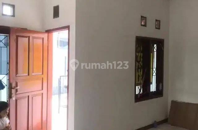 Rumah  bagus di Cijerah harga sewa murah  1