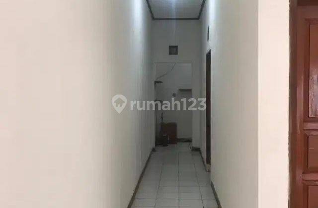 Rumah  bagus di Cijerah harga sewa murah  3
