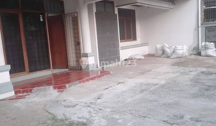 Disewa Rumah Semi Furnish 2 Lantai Siap Huni di Setrawangi Bandung 1