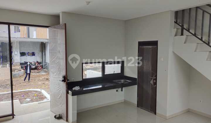 Dijual Rumah 2 Lantai Siap Huni Nyaman Terawat Lokasi di Perumahan Belakang Gateway Pasteur Bandung Dijual Rumah 2 Lantai Siap Huni Nyaman Terawat Lokasi di Perumahan Belakang Gateway Pasteur Bandung