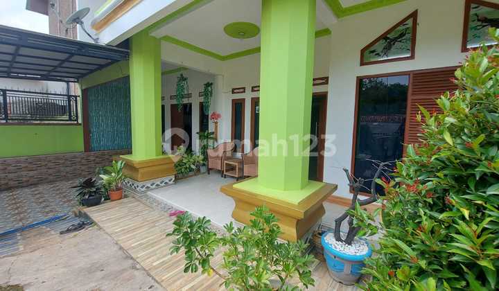 Dijual Rumah Siap Huni 2 Lantai Lokasi Strategis Dekat ke Pintu Tol Cileunyi Bandung