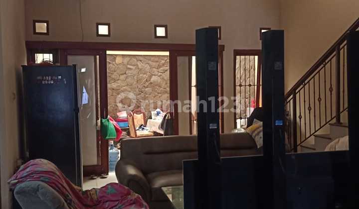 Dijual Rumah Nyaman Siap Huni Semi Furnish Lokasi di Taman Mutriara Cimahi Bandung 2