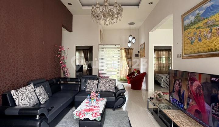 For Rent Ready-to-Live-In Furnished Minimalist House Located in Kota Baru Parahyangan Bandung