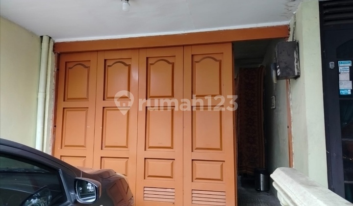 For Sale Comfortable Good Residential House Ready to Occupy Located in Surapati Telkom Bandung 2