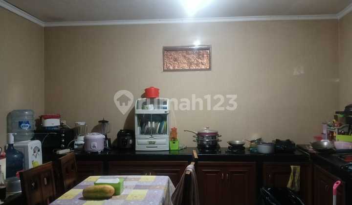 Dijual Rumah 2 Lantai Posisi Hoek Siap Huni Loasi di Taman Rahayu Bandung 2