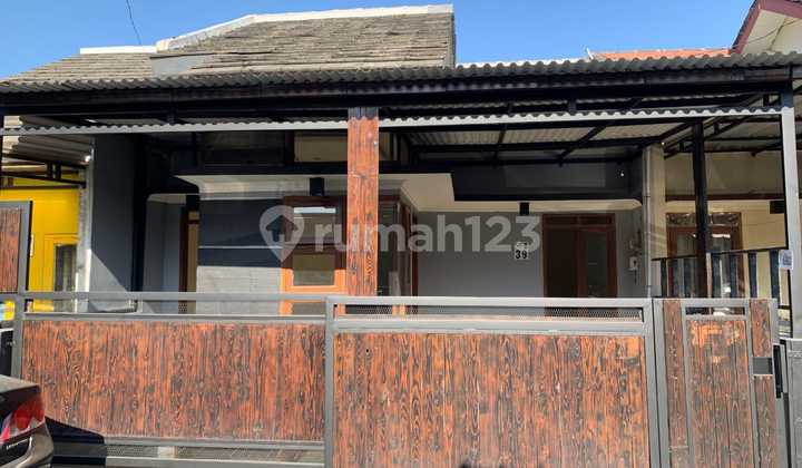 Dijual Rumah Siap Huni Nyaman Terawat Lokasi Strategis di Komplek Almaas 3 Katapang Bandung