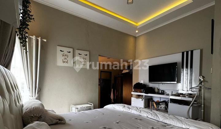 Dijual Rumah Siap Huni Cocok untuk Kantor dan Kost-Kostan Lokasi di Pusat Kota Ciateul Bandung 2