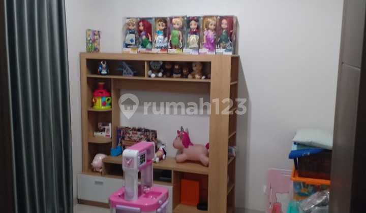 For Sale Comfortable House Ready to Live In, Strategic Location in Exclusive Cluster Setra Permai Residence Bandung 2