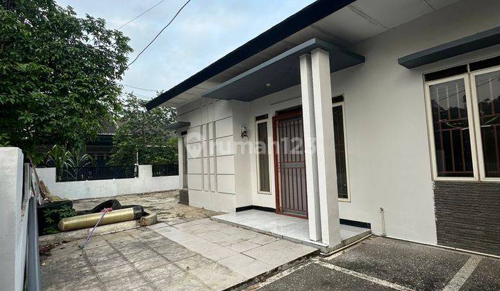 Dijual Rumah Hunian Nyaman dan Terawat  Lokasi Super Strategis di Taman Kopo Indah 3, Bandung 1
