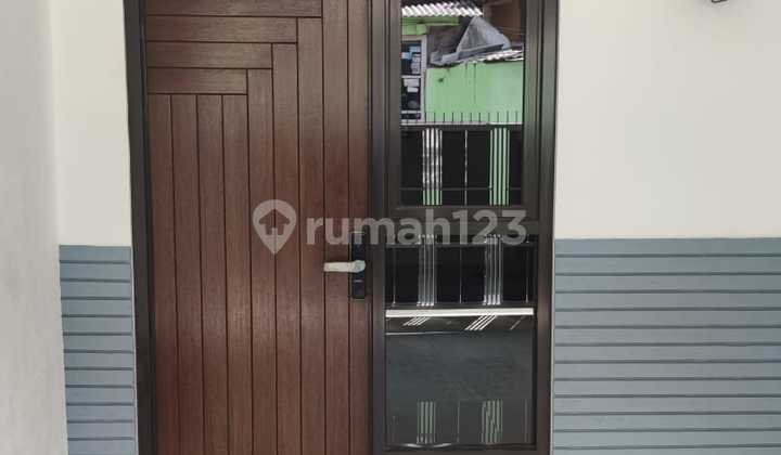 For Sale Comfortable House Ready to Occupy Strategic Location in Antapani Bandung For Sale Comfortable House Ready to Occupy Strategic Location in Antapani Bandung