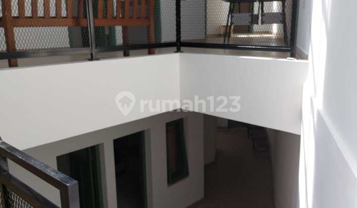 Dijual Rumah dan Kost-Kostan Furnish Super Asri dan Nyaman Harga Masih Bisa Nego Lokasi Strategis di Buah Batu, Bandung