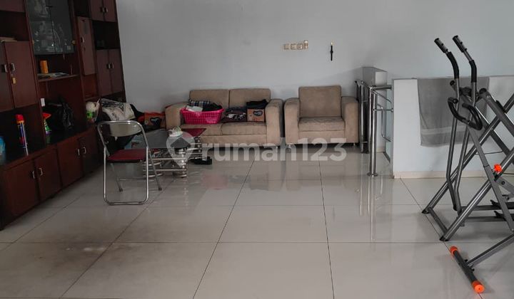 For Sale: Commercial Space or Ready-to-Use Shop House, Ideal for Business, Located in Pagarsih, Bandung.