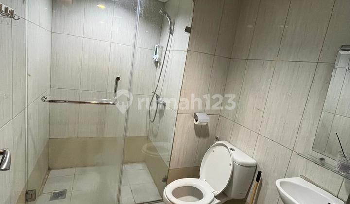 For Sale Immediately Super Comfortable Fully Furnished Apartment Price Still Negotiable Strategic Location in La Grande, Bandung