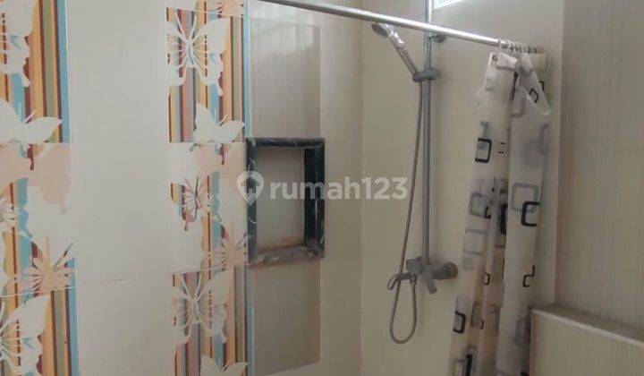 Dijual Rumah Siap Huni Semi Furnished Nyaman Terawat Lokasi Strategis Di Singgasana Pradana Bandung 2