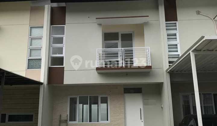 Dijual Rumah 2 Lantai Nyaman Siap Huni Lokasi Strategis di Taman Kopo Indah 5 Cluster Sommerville Bandung Dijual Rumah 2 Lantai Nyaman Siap Huni Lokasi Strategis di Taman Kopo Indah 5 Cluster Sommerville Bandung