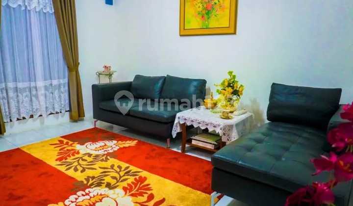 Dijual Hunian  Posisi Hook Siap Huni Harga Masih Bisa Nego Lokasi Strategis di Komplek Taman Kayu Manis Padaasih Cimahi, Bandung