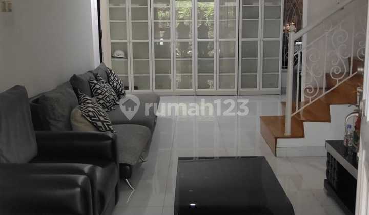 Disewakan Rumah Full Furnished Siap Huni Lokasi di Kota Baru Parahyangan Tatar Pitaloka Bandung 2