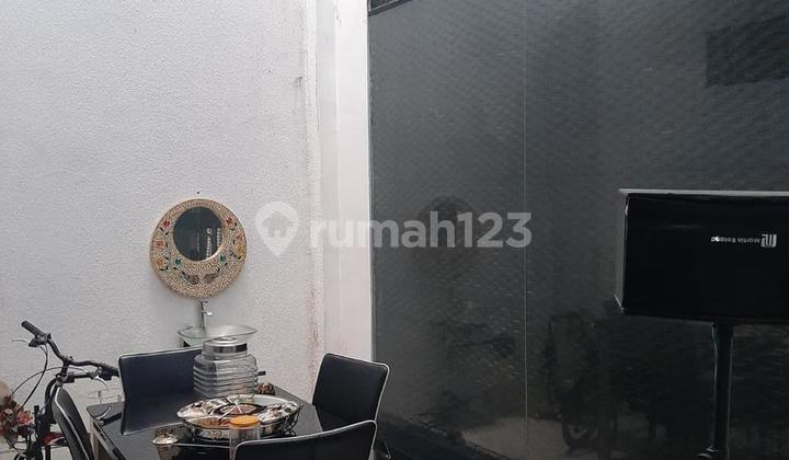 Dijual Rumah 3 Lantai Siap Huni Full Furnished Lokasi di Sayap Pungkur Bandung 2
