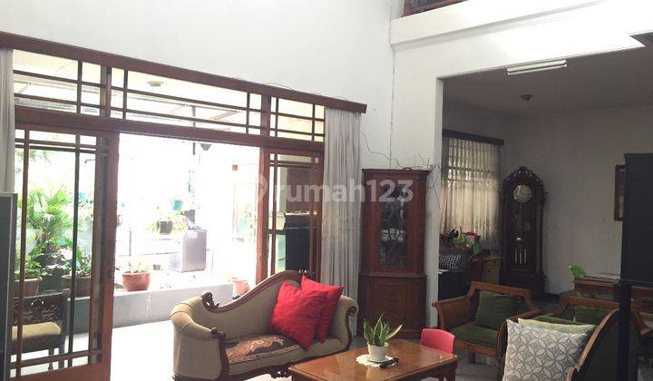 Dijual Rumah Siap Huni Nyaman Terawat Lokasi di Tubagus Ismail Bandung 2